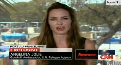 Видео: интервью с Анджелиной Джоли на Гаити